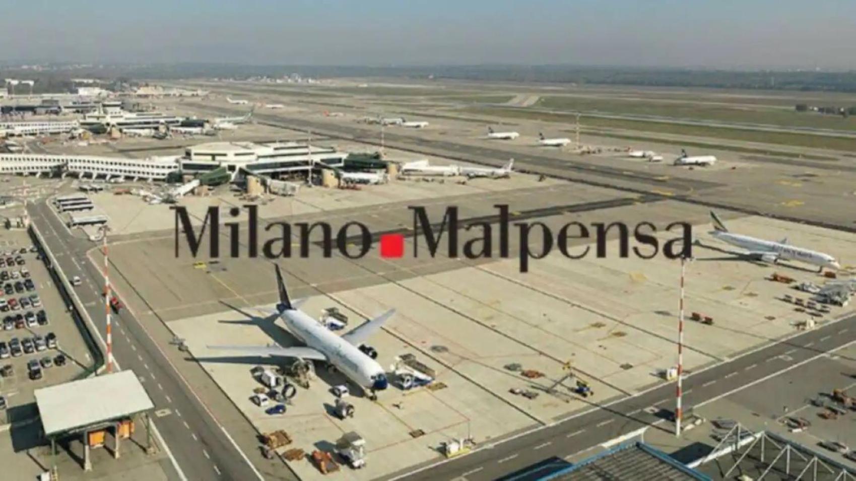 Appartamento 10' Da Malpensa & 1' Dalla Stazione TreniShuttle Somma Lombardo Esterno foto
